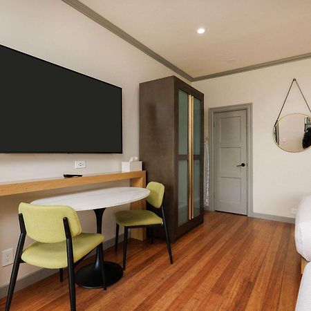 Inn Marin And Suites, Ascend Hotel Collection Новато Экстерьер фото