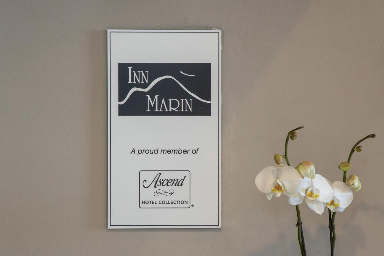 Inn Marin And Suites, Ascend Hotel Collection Новато Экстерьер фото