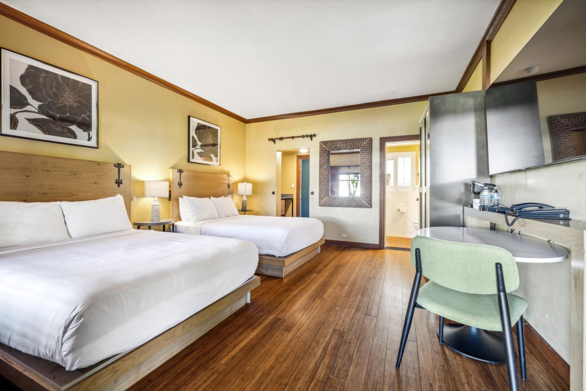 Inn Marin And Suites, Ascend Hotel Collection Новато Экстерьер фото
