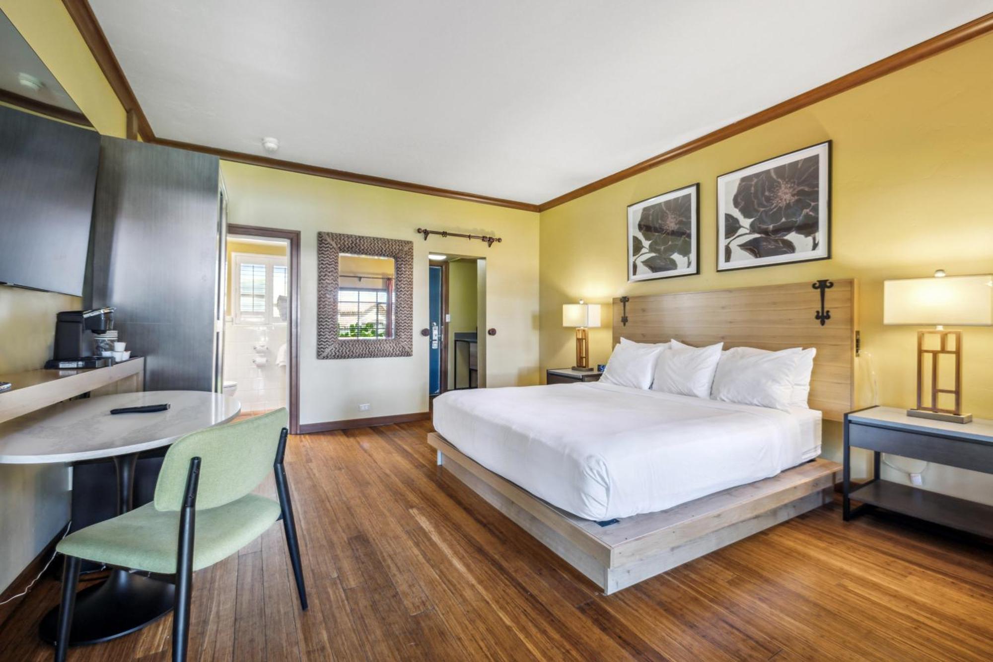 Inn Marin And Suites, Ascend Hotel Collection Новато Экстерьер фото