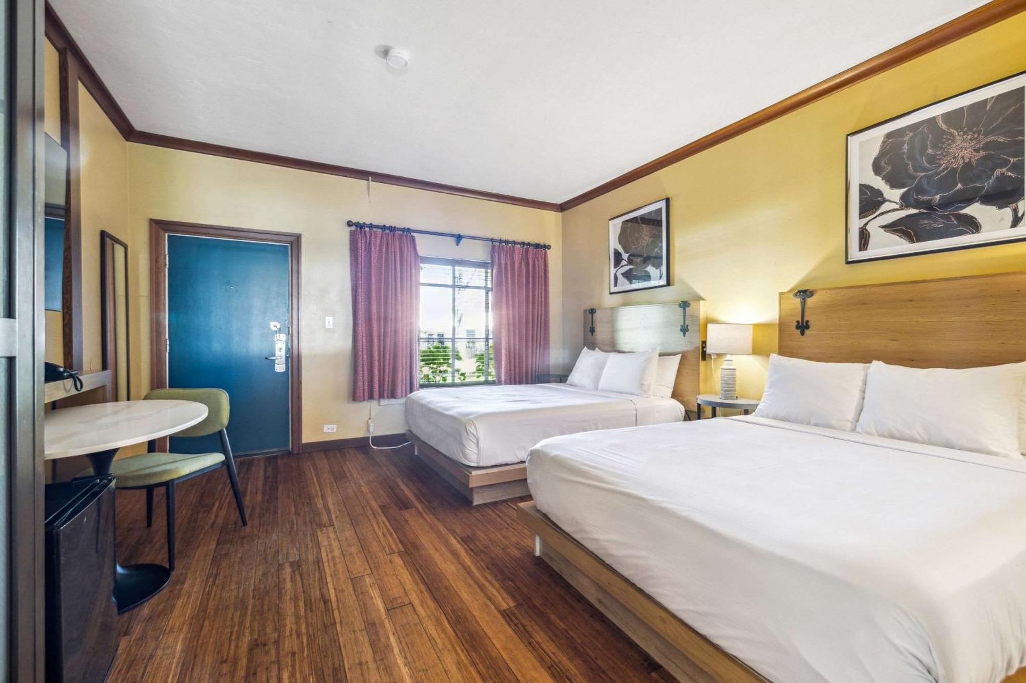 Inn Marin And Suites, Ascend Hotel Collection Новато Экстерьер фото