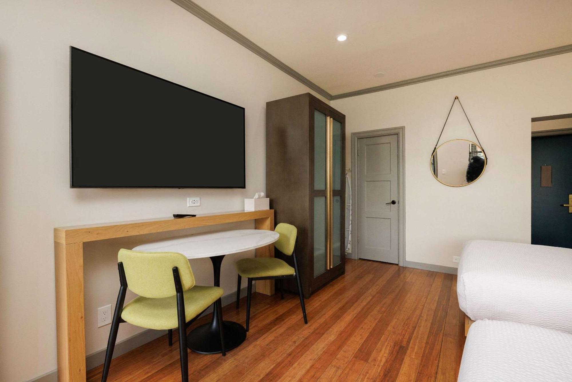 Inn Marin And Suites, Ascend Hotel Collection Новато Экстерьер фото